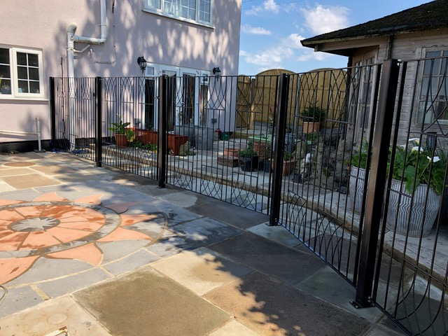 Bespoke Abbey fence panels and single gate