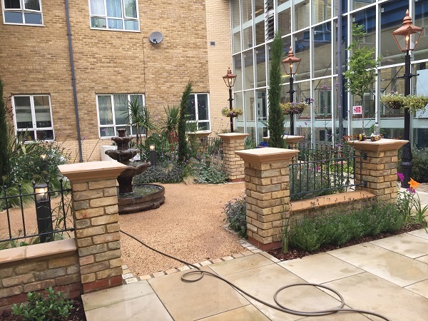 Ball top railings fitted to garden walls