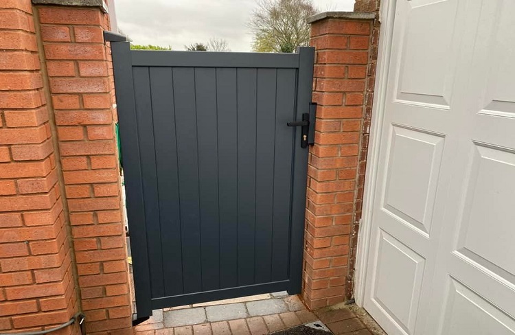 Installing an Aluminium Pedestrian Gate onto Brickwork