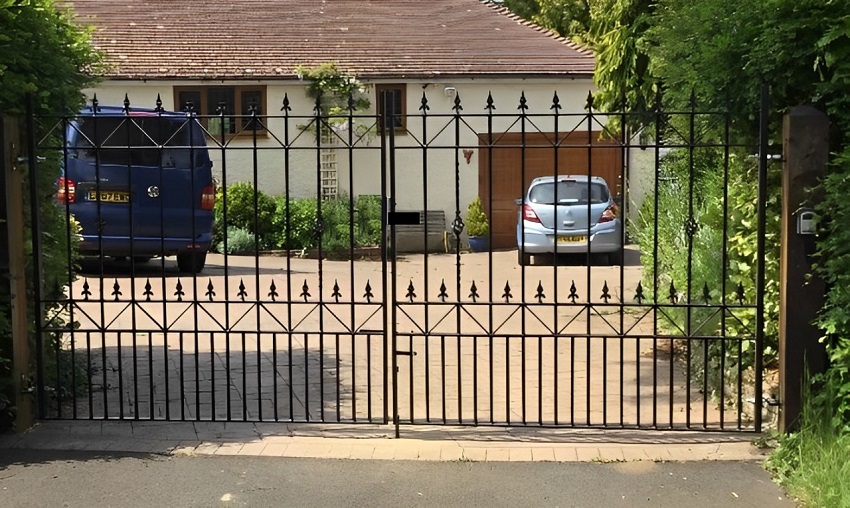 Royale Ascot Wrought Iron Style Estate Gates